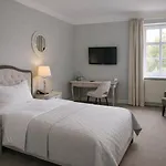 Schloss Golf & Hotel