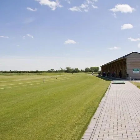 Hotel Schloss Golf & *