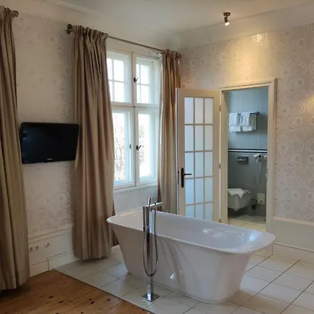 Schloss Golf & Hotel