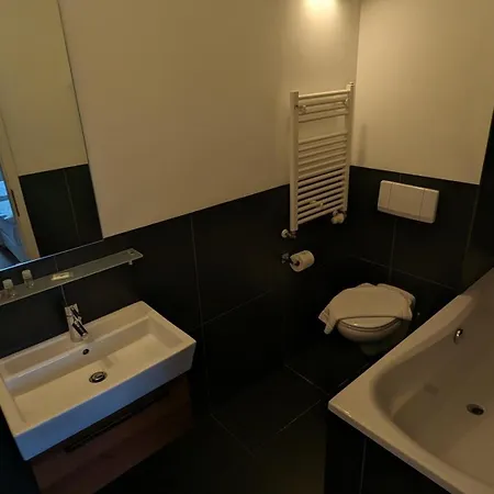 Hotel Schloss Golf & *