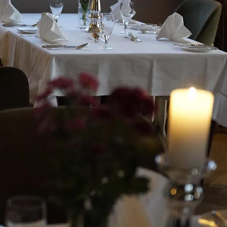 Hotel Schloss Golf & *
