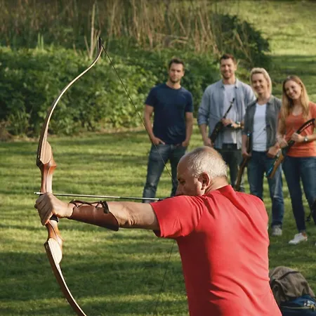 Hotel Schloss Golf & *