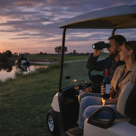 Hotel Schloss Golf & *