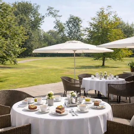 호텔 Schloss Golf &