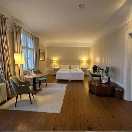 Schloss Golf & Hotel